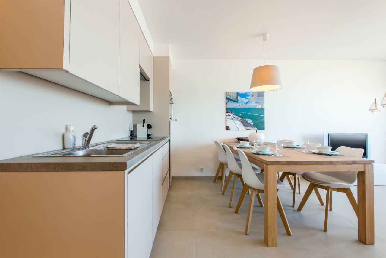 Cosy Studio With Sea View In Oostende Bagian luar foto